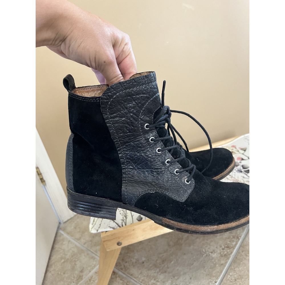 NAYA Agave Leather Combat Boots SIZE US8,5 Black Suede Lace Up Comfort Side Zip